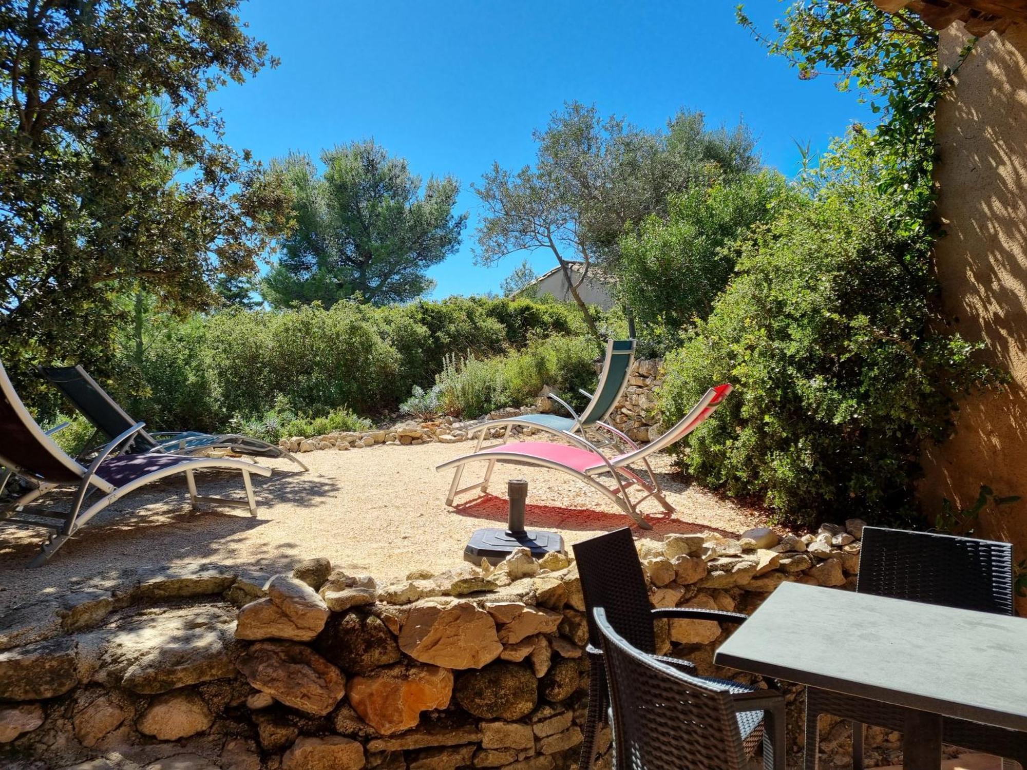 Les Garrigues De La Vallee Des Baux Paradou Buitenkant foto
