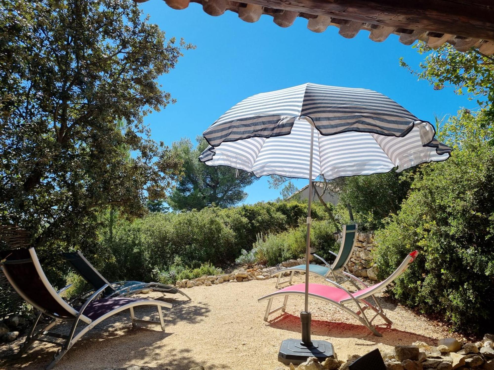 Les Garrigues De La Vallee Des Baux Paradou Buitenkant foto