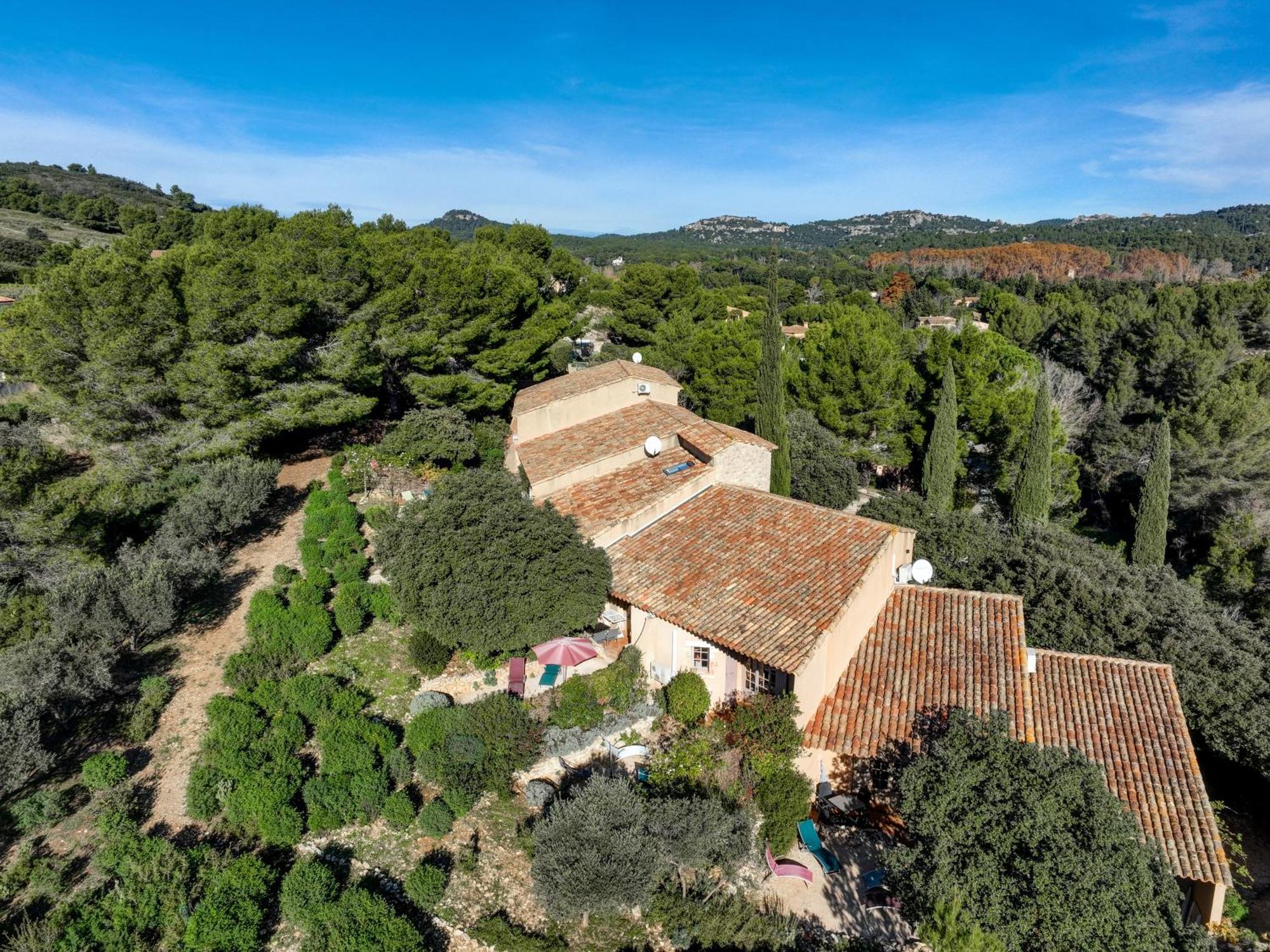 Les Garrigues De La Vallee Des Baux Paradou Buitenkant foto